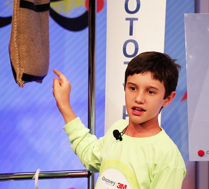 Boy invents better sandbag for flood control